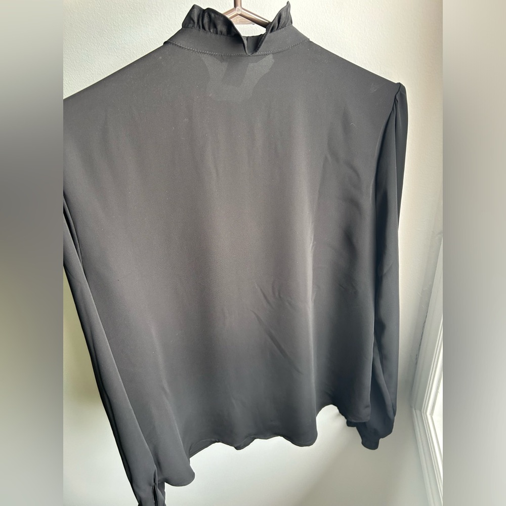 H&M Ruffle Neck Blouse - Picture 3 of 5